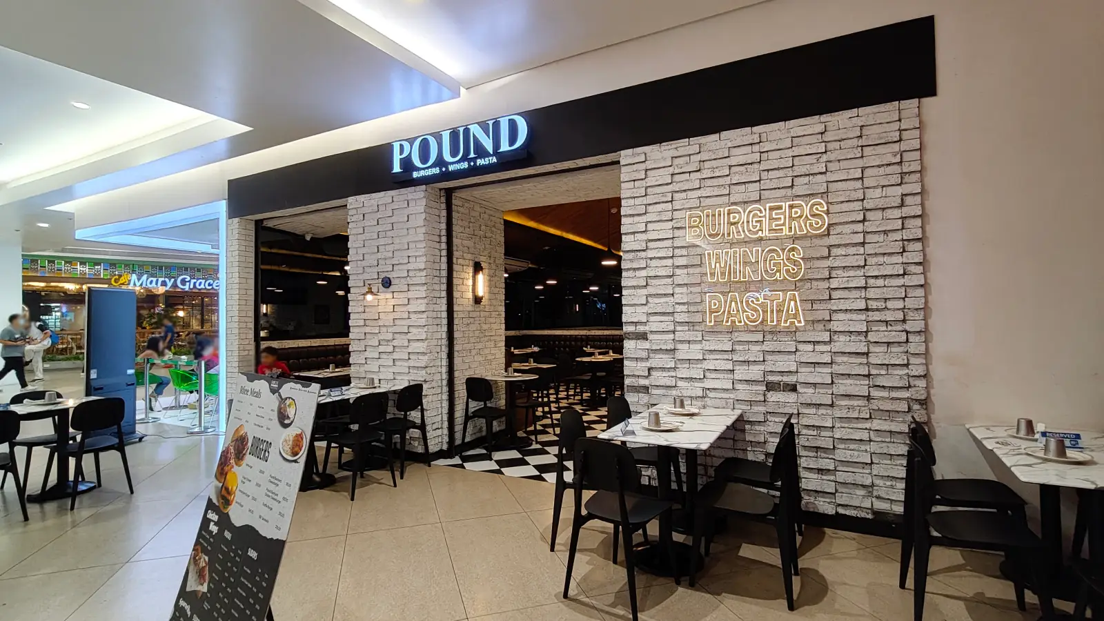 POUND in Gateway Mall